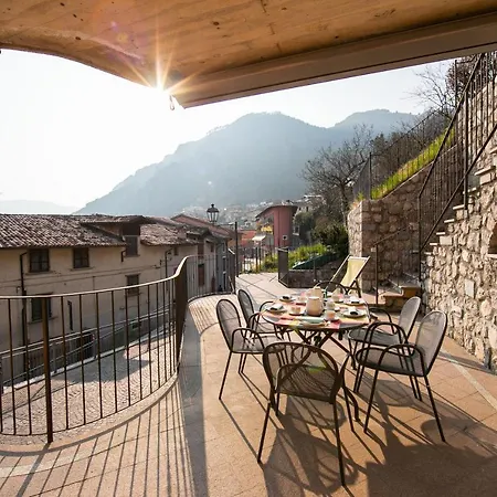 Casa Angiolina And Mountain View - Happy Apartamento *